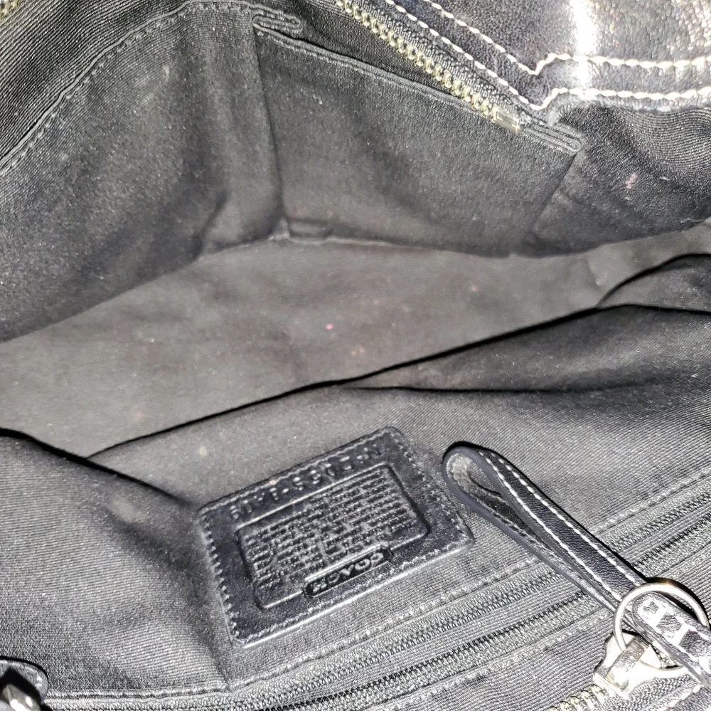 Euc Coach Soho leather Black Shoulder Bag Tote Purse